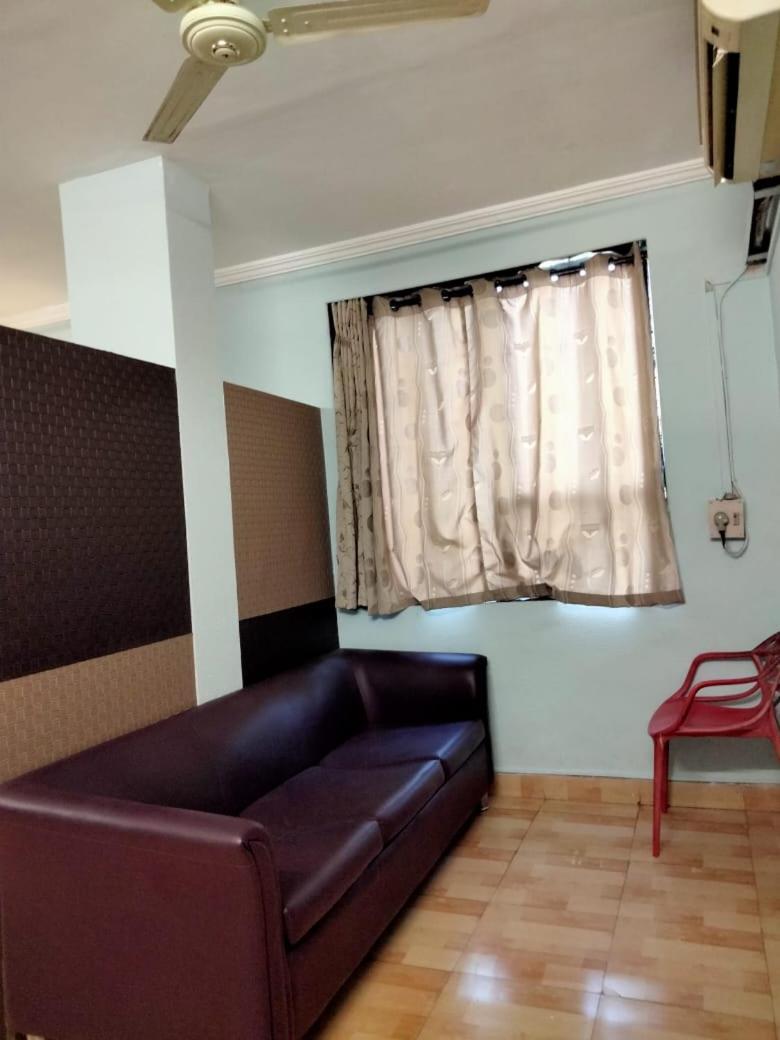 Hotel Sarika Murbād Exterior foto